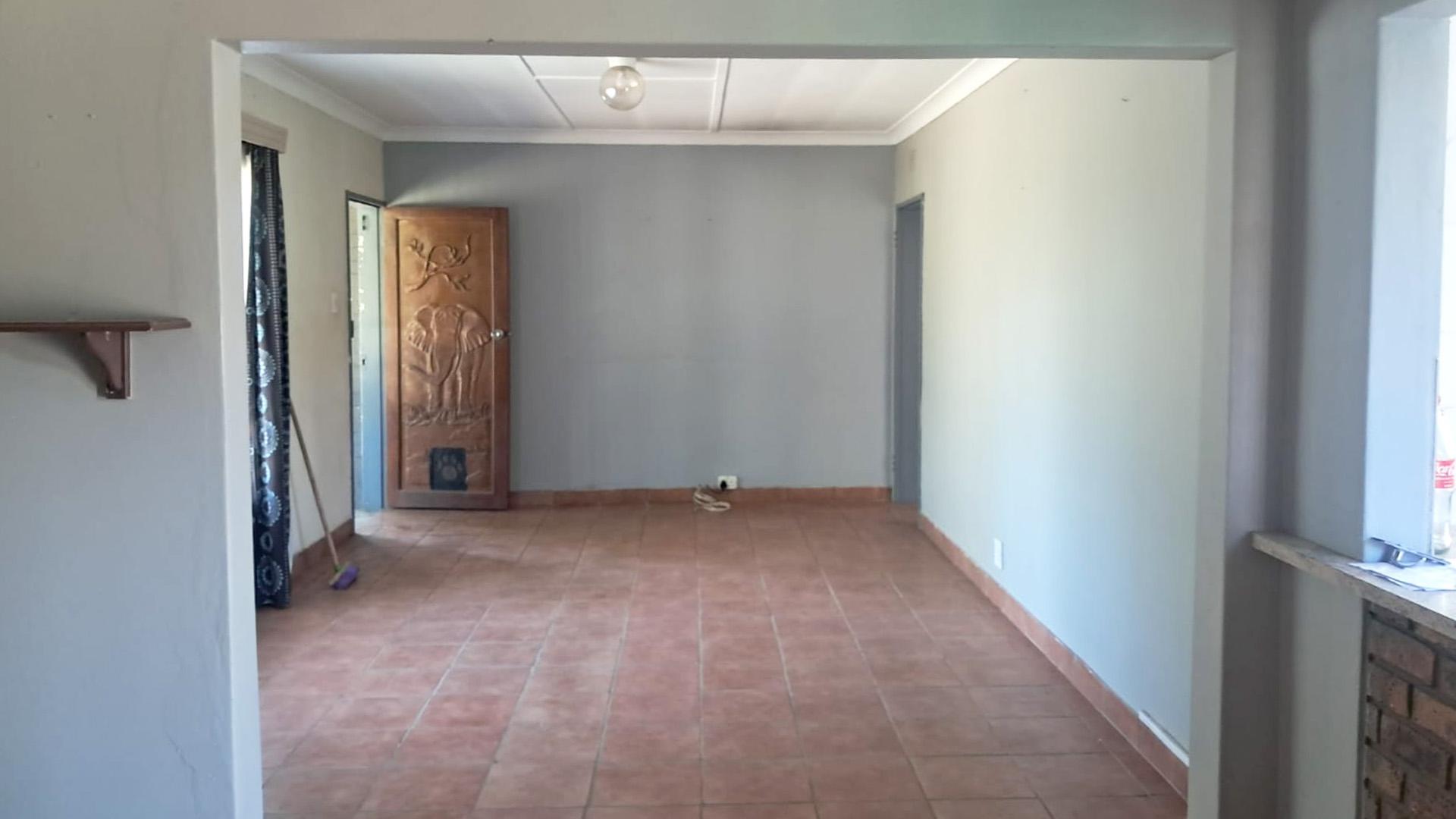 Lounges of property in Modimolle (Nylstroom)
