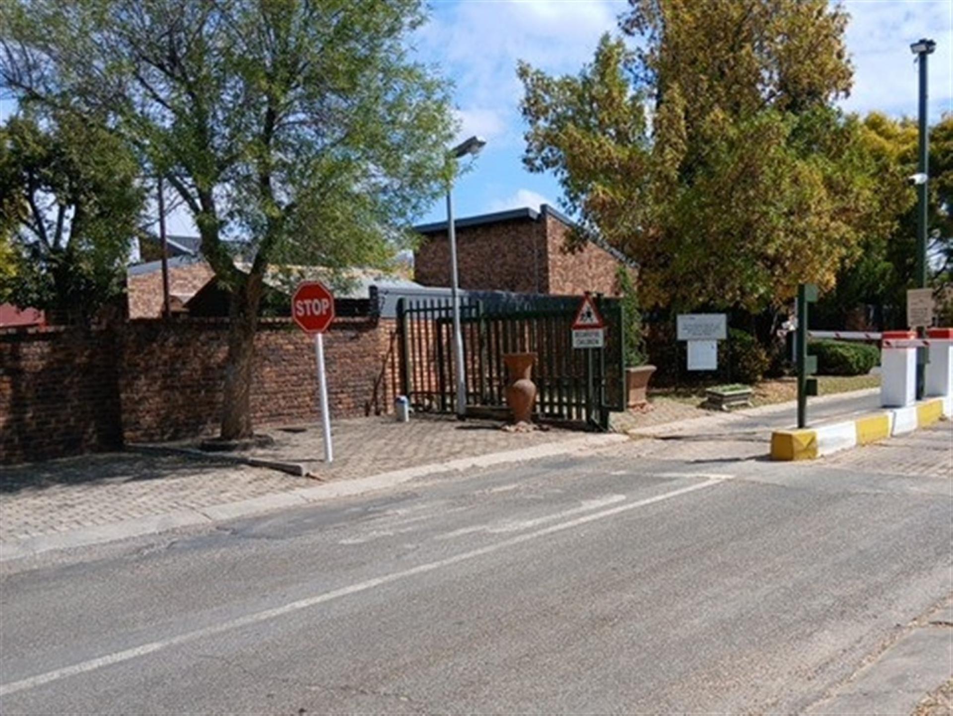 Front View of property in Boat Lake Village