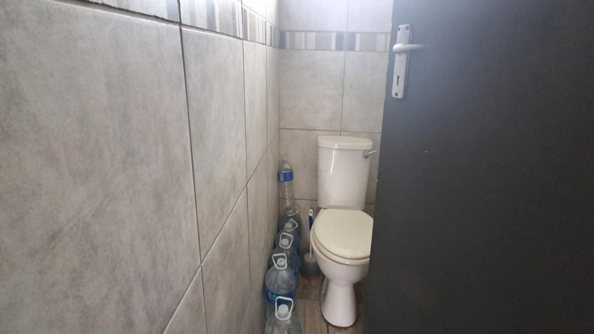 Bathroom 1 of property in Tongaat