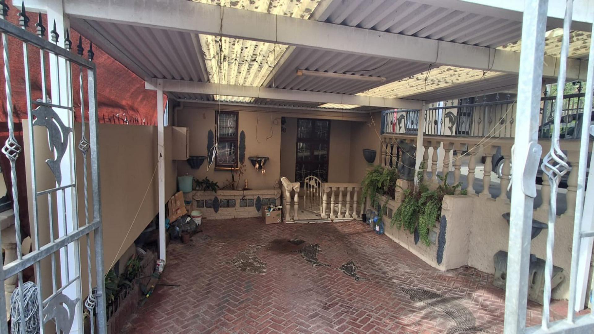 Front View of property in Tongaat