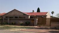 Front View of property in Brackendowns