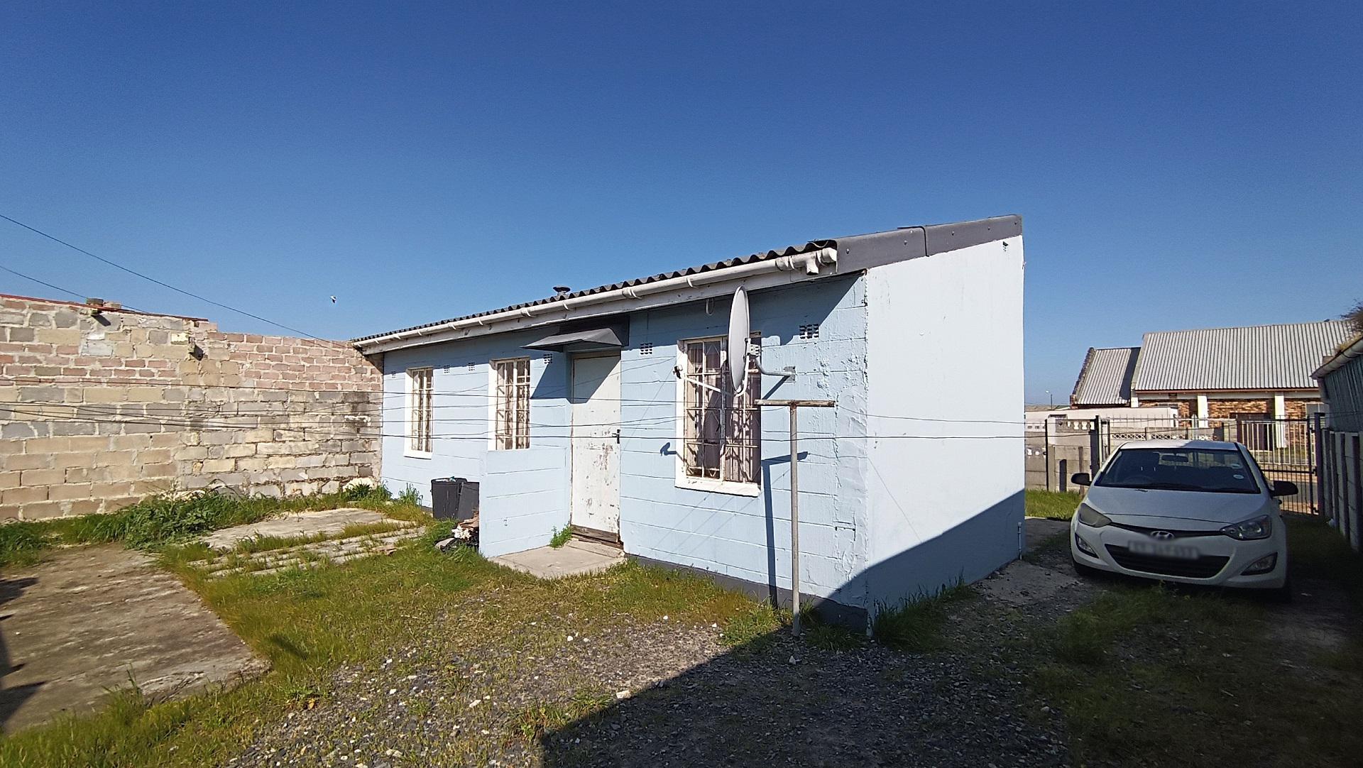 Backyard of property in Belhar