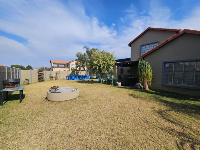 3 Bedroom House for Sale For Sale in Waterval East - MR644148