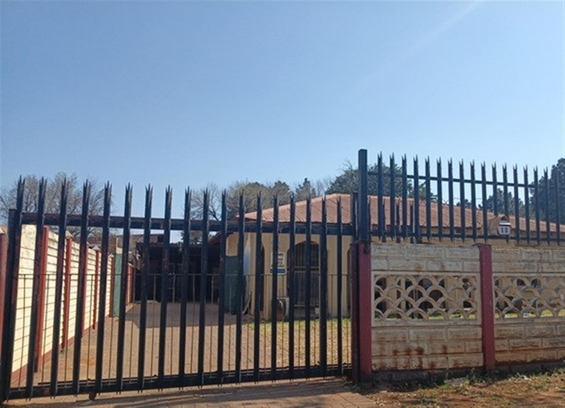 Front View of property in Vanderbijlpark
