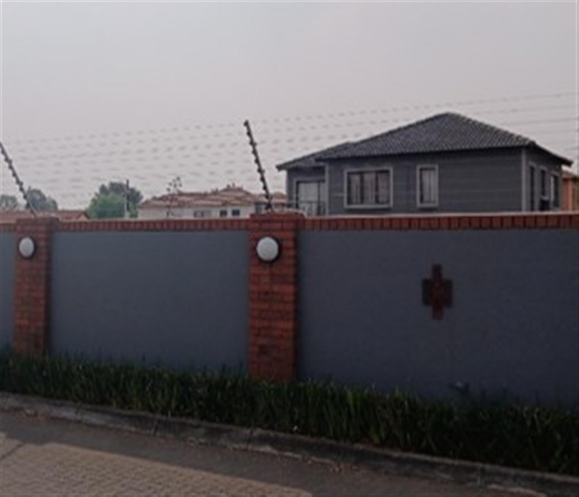 Front View of property in Alberton