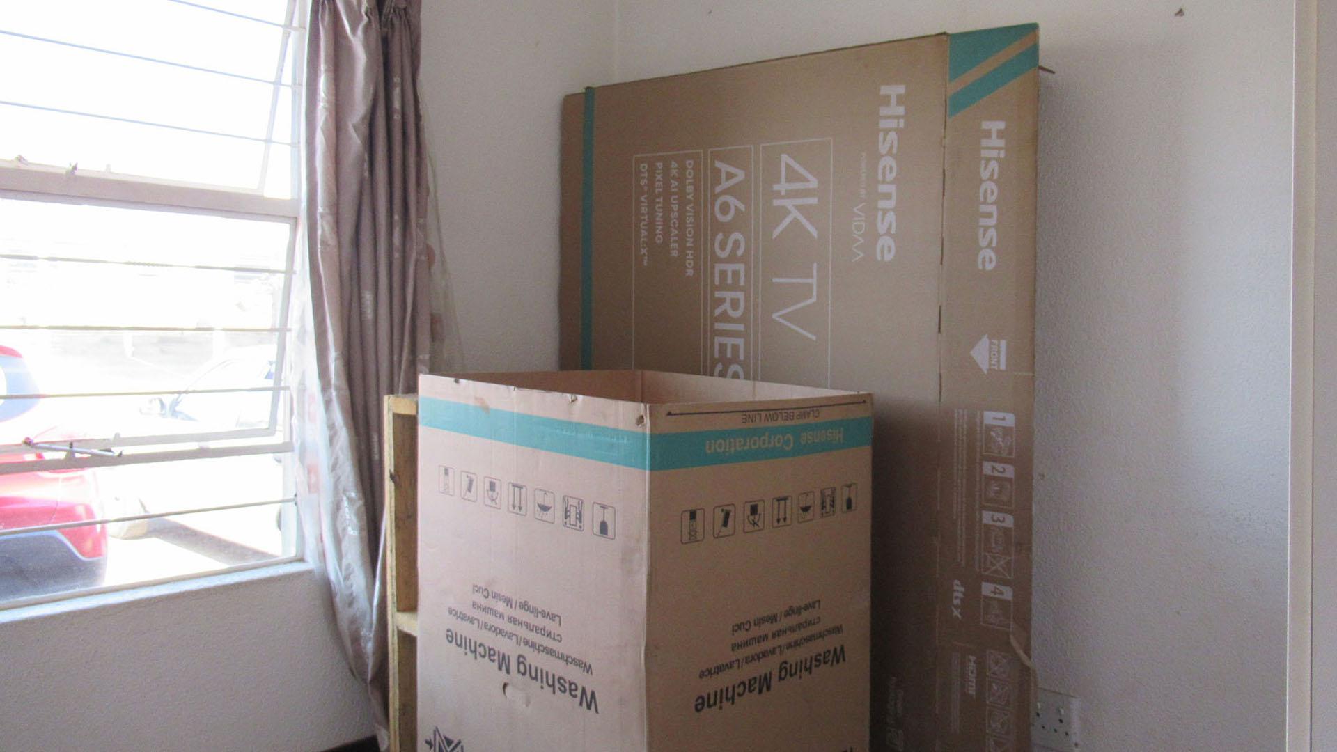 Bed Room 2 - 8 square meters of property in Orion Park