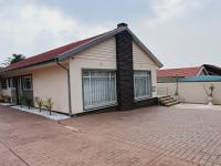 4 Bedroom 2 Bathroom House for Sale for sale in South Crest