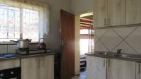Kitchen - 15 square meters of property in Florentia