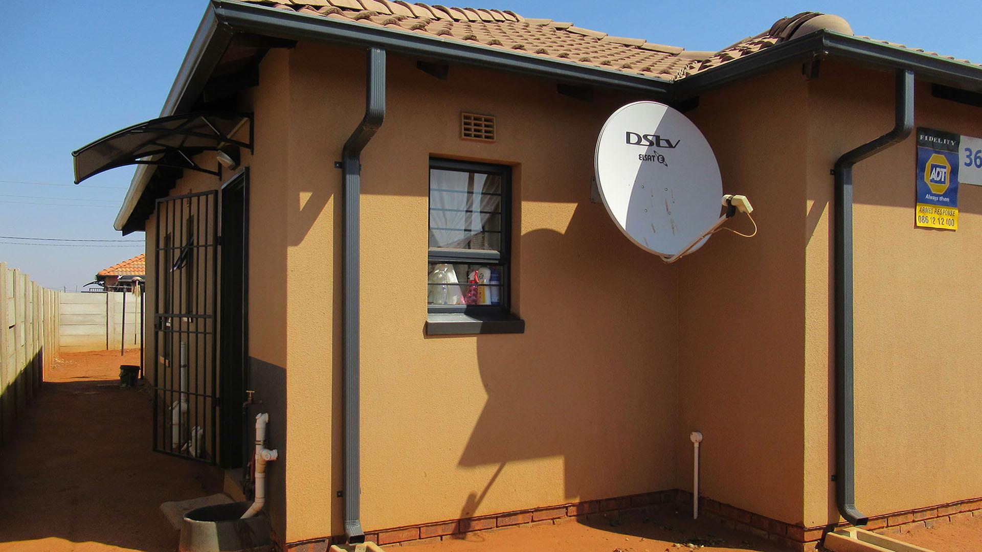 Backyard of property in Protea Glen