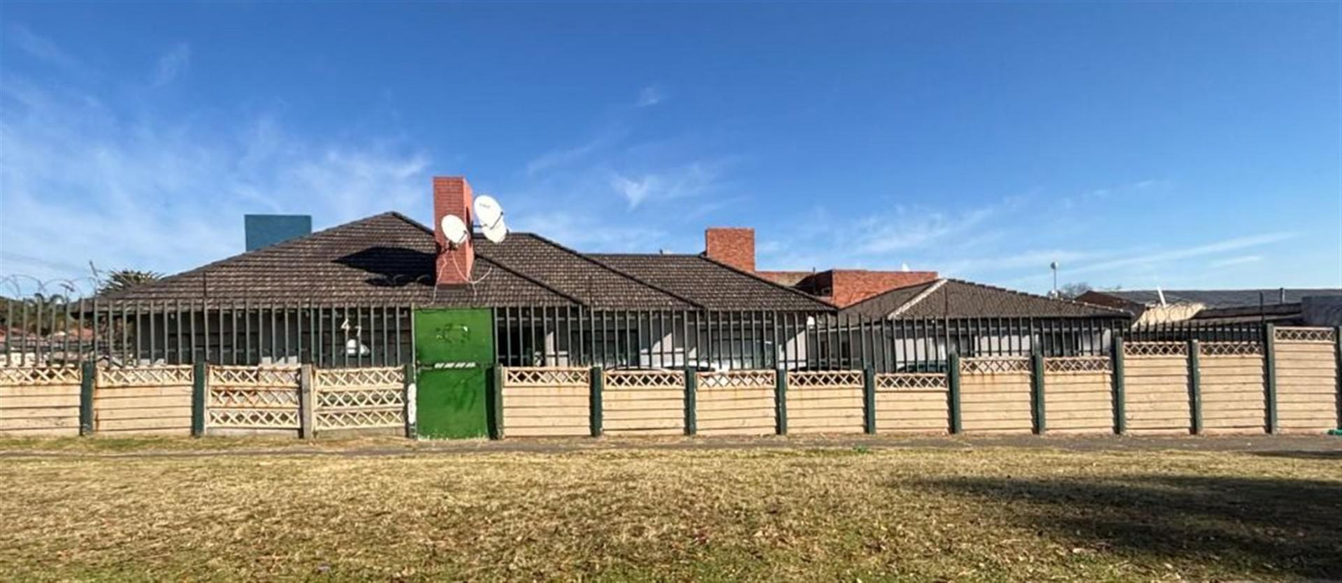 Front View of property in Rewlatch