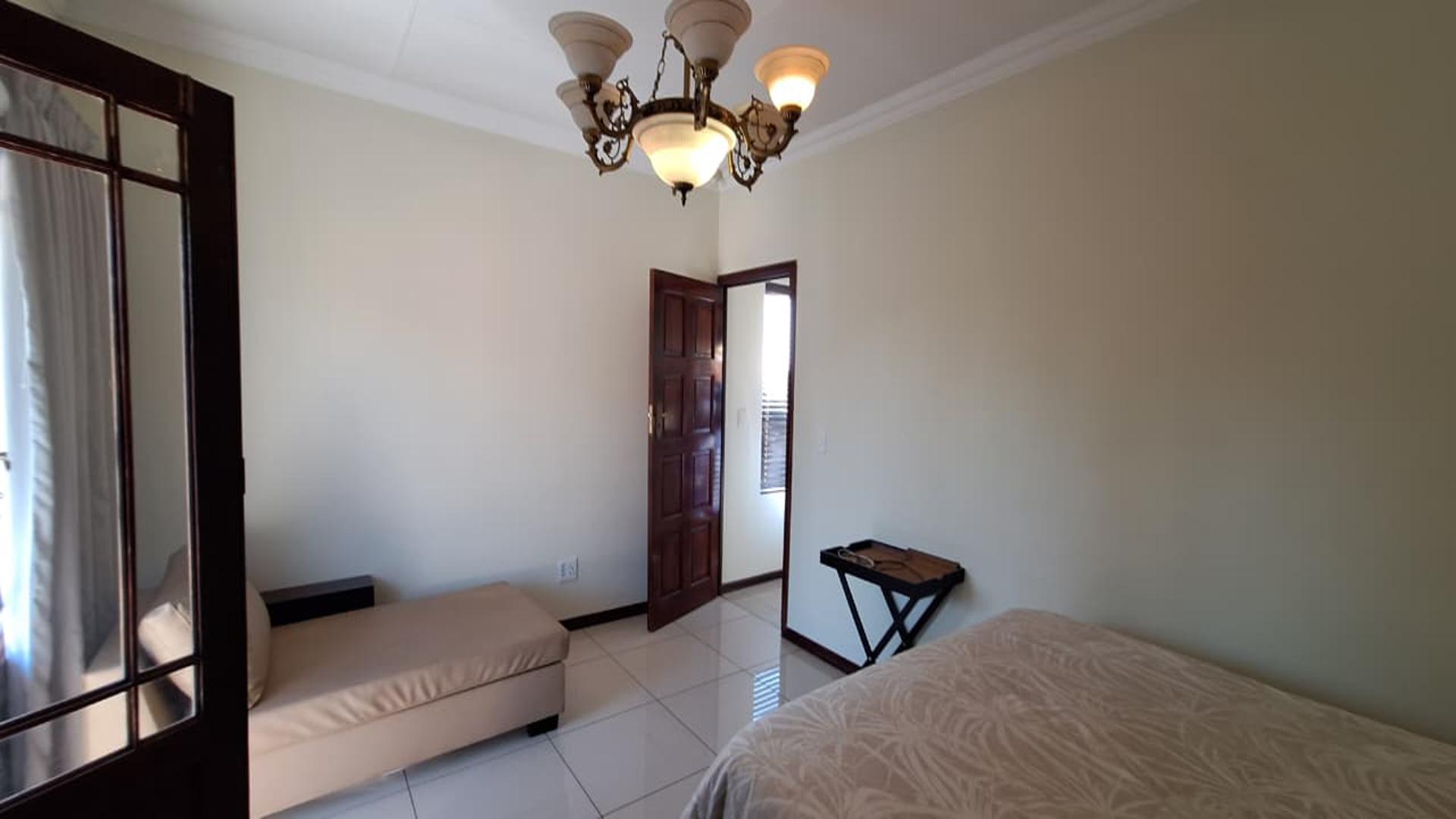 Bed Room 3 - 20 square meters of property in Parkhaven