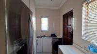 Kitchen - 13 square meters of property in Parkhaven