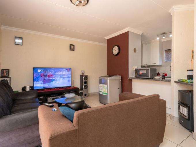 2 Bedroom Apartment for Sale For Sale in Winchester Hills - MR644536