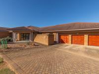  of property in Stilbaai (Still Bay)