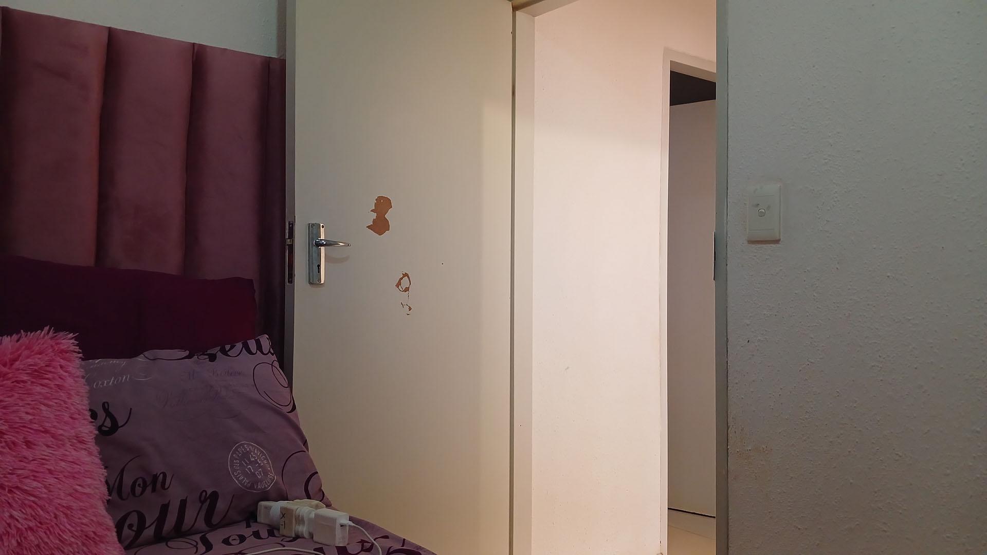 Bed Room 1 - 7 square meters of property in Protea Glen