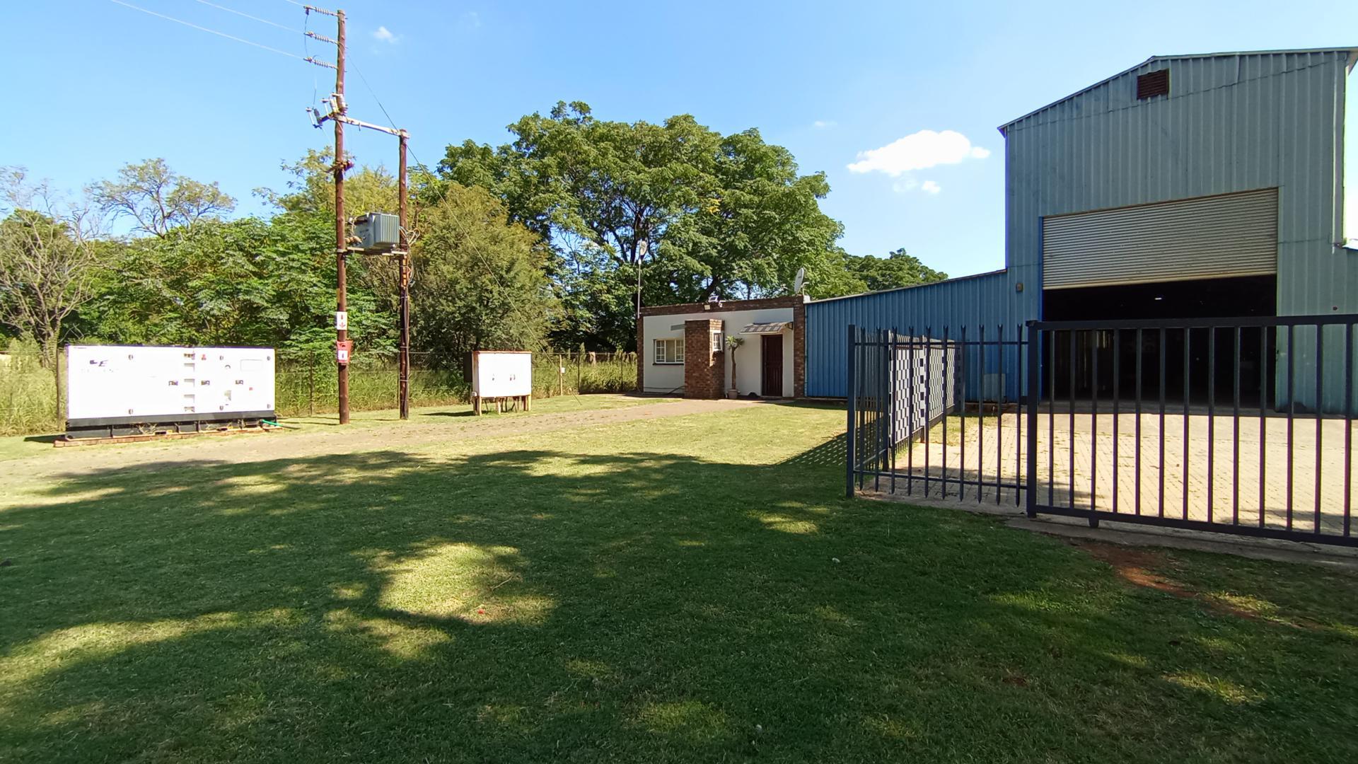 Backyard of property in Pumulani AH
