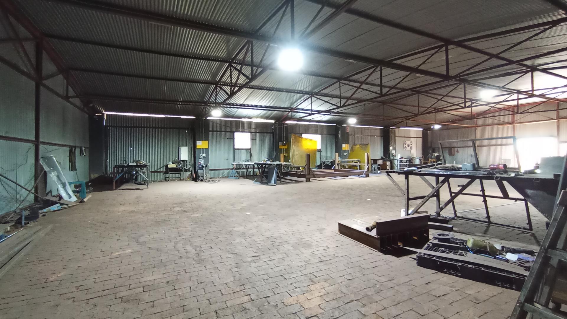 Store Room - 1670 square meters of property in Pumulani AH