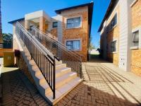 3 Bedroom 2 Bathroom Flat/Apartment for Sale for sale in Helderwyk Estate