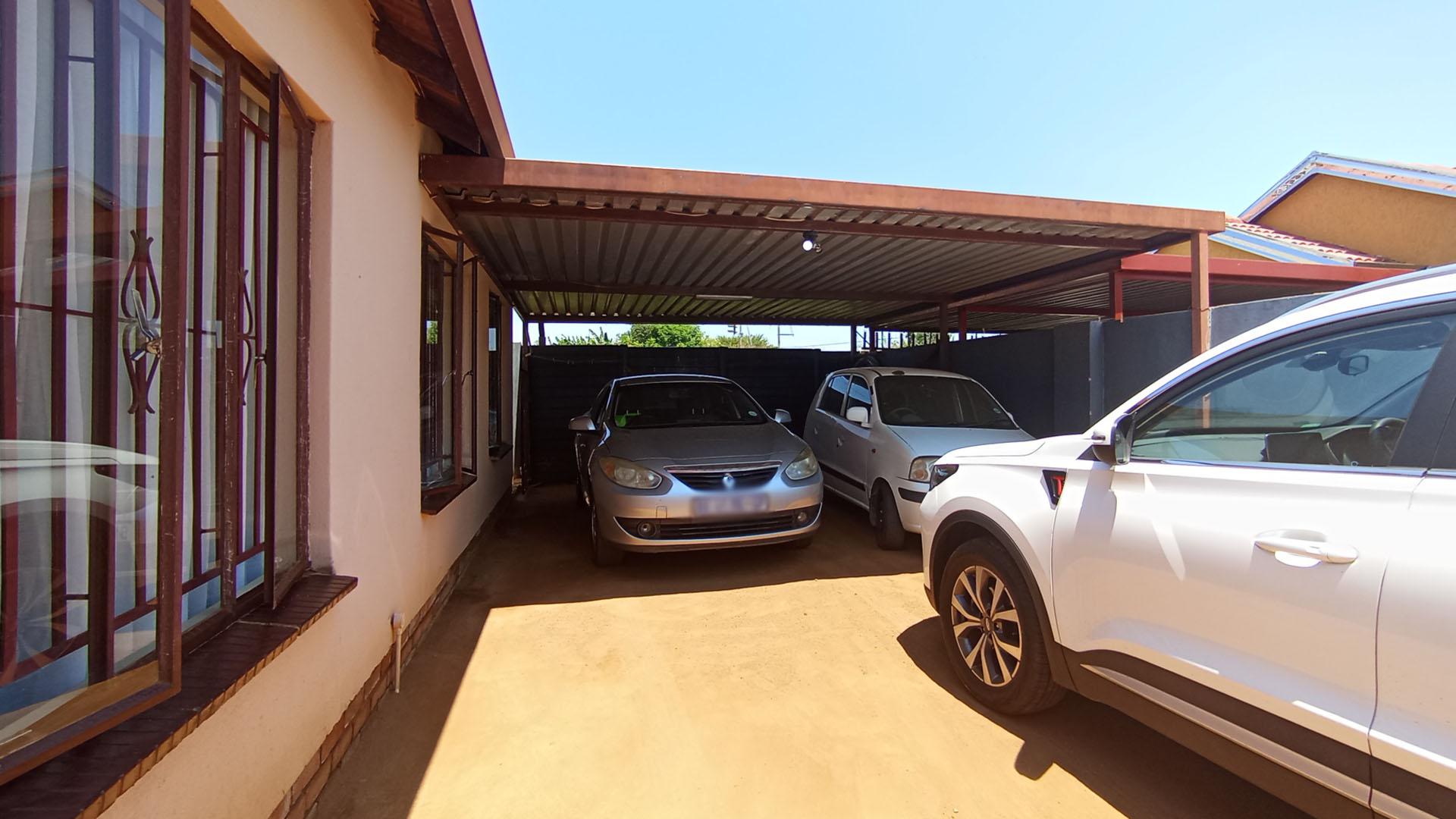 Front View of property in Soshanguve East