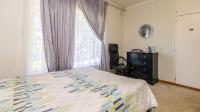 Bed Room 2 - 17 square meters of property in Atholl Heights