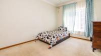 Bed Room 1 - 15 square meters of property in Atholl Heights