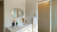 Main Bathroom - 8 square meters of property in Atholl Heights