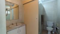 Bathroom 1 - 8 square meters of property in Atholl Heights