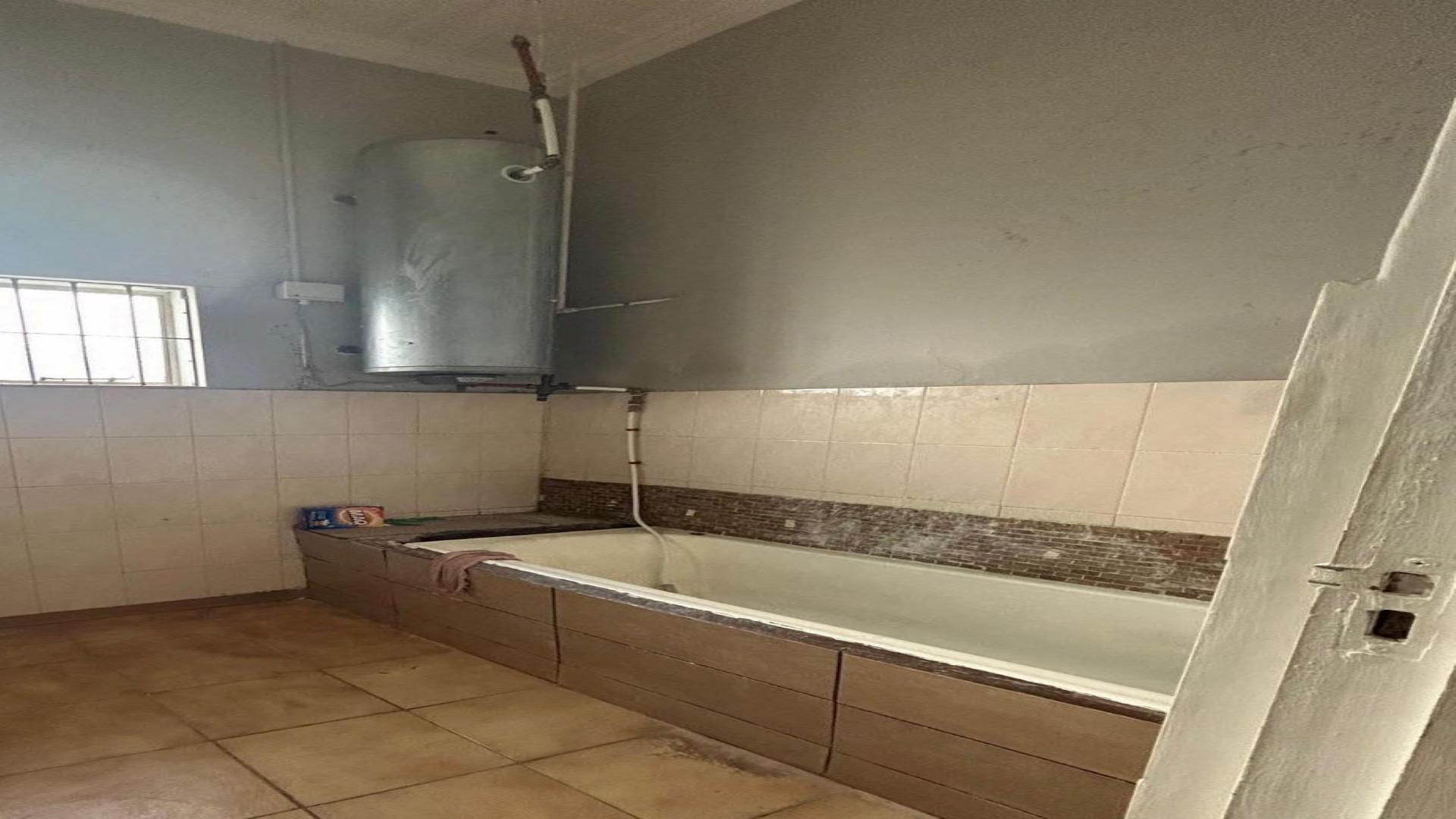 Bathroom 1 of property in Richmond - NC