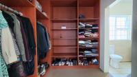 Main Bedroom - 27 square meters of property in Parklands