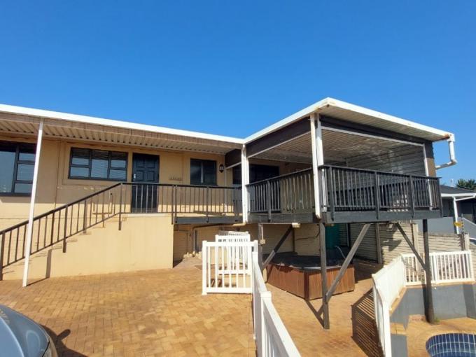 4 Bedroom House to Rent in Bluff - Property to rent - MR645154