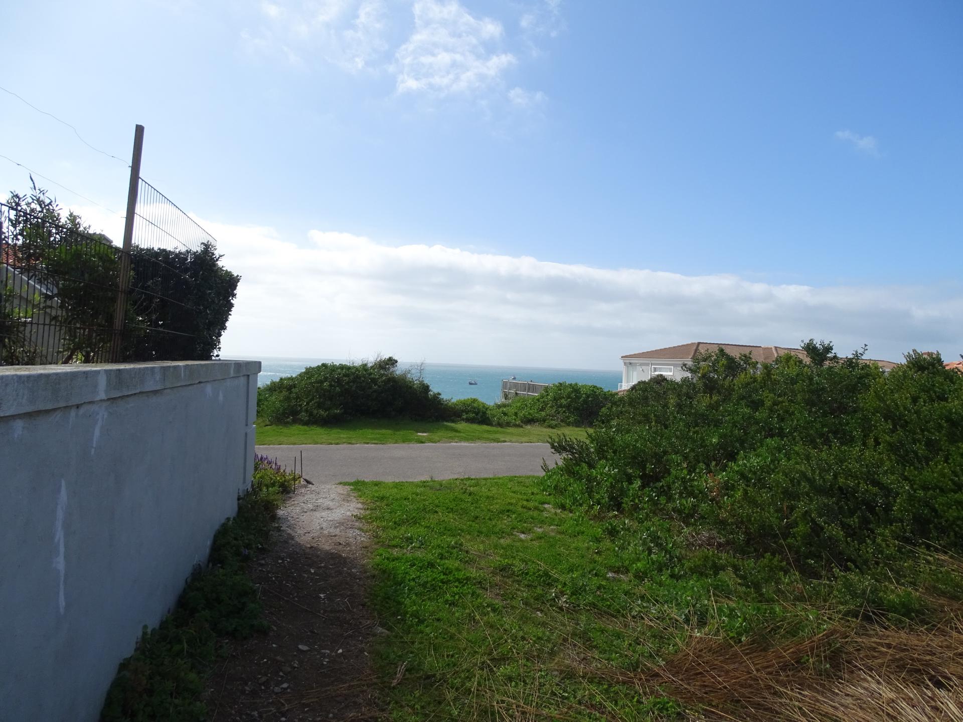 Front View of property in Sea Vista