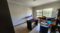 Spaces of property in Helderkruin