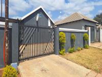 2 Bedroom 1 Bathroom House for Sale for sale in Gem Valley