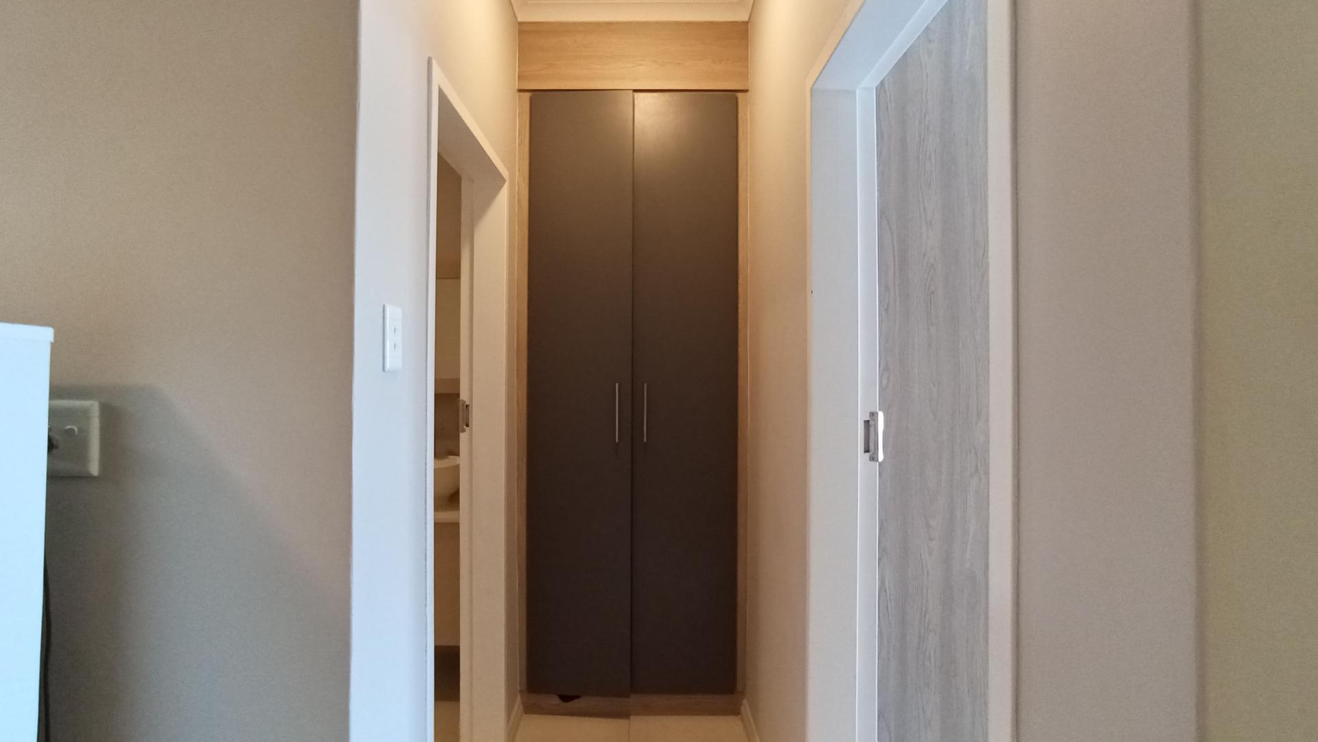 Spaces - 3 square meters of property in Midridge Park