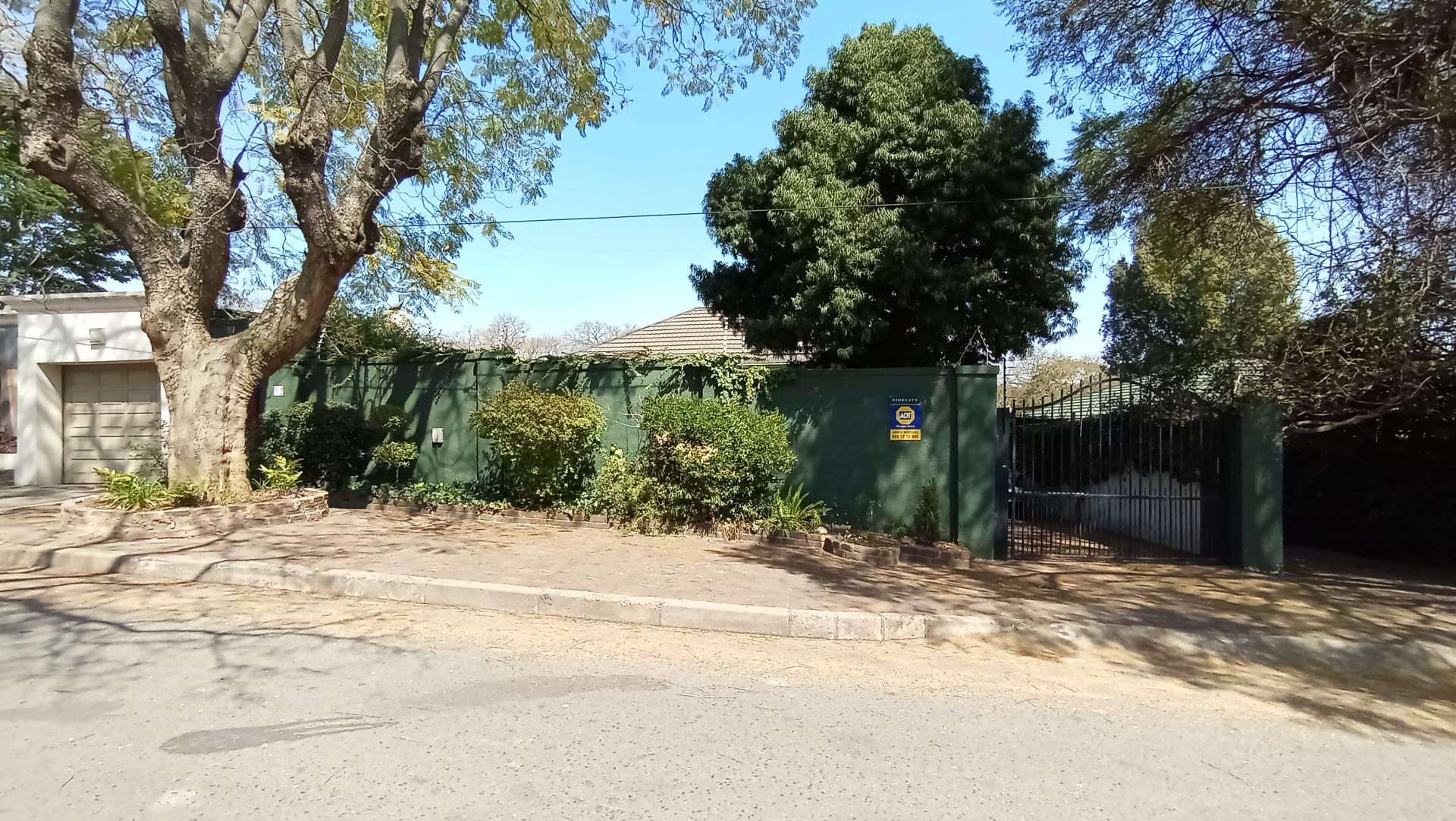Front View of property in Parkhurst