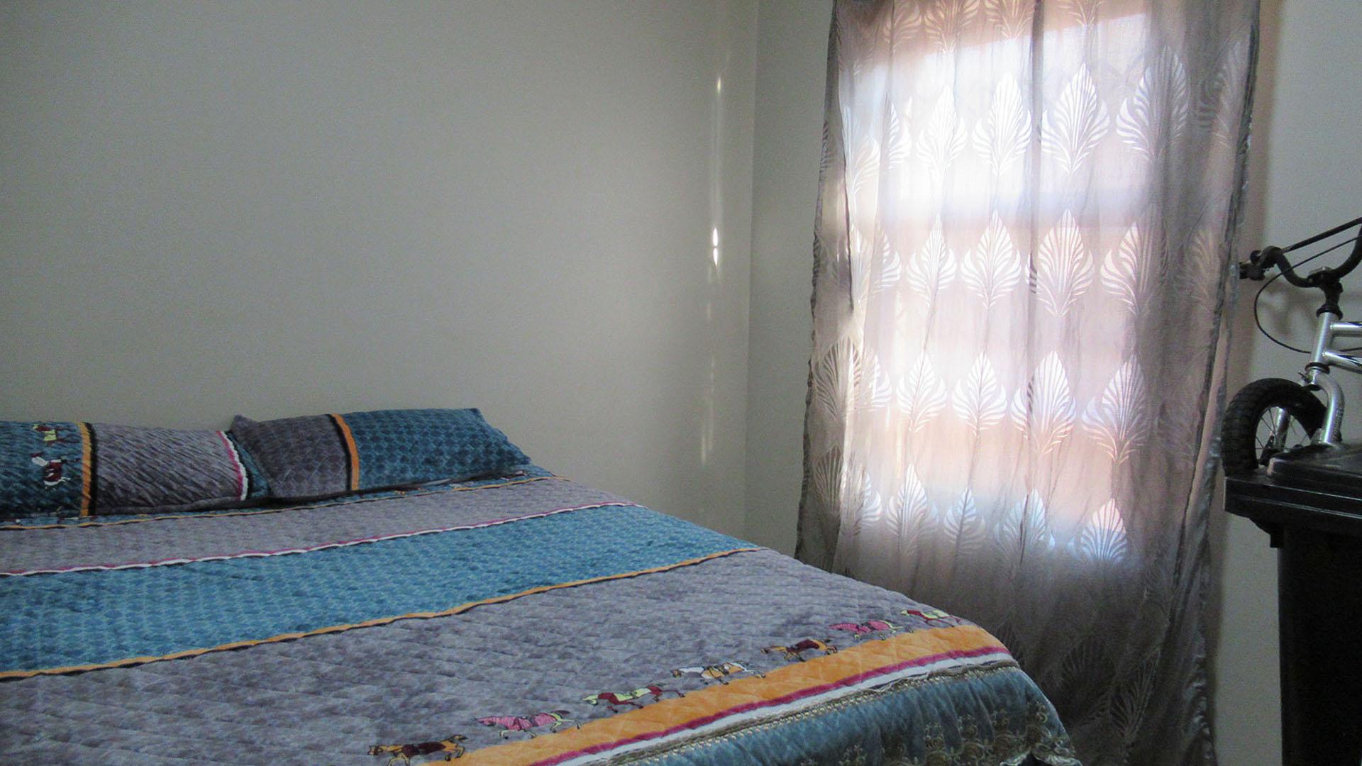 Bed Room 1 - 11 square meters of property in Lehae