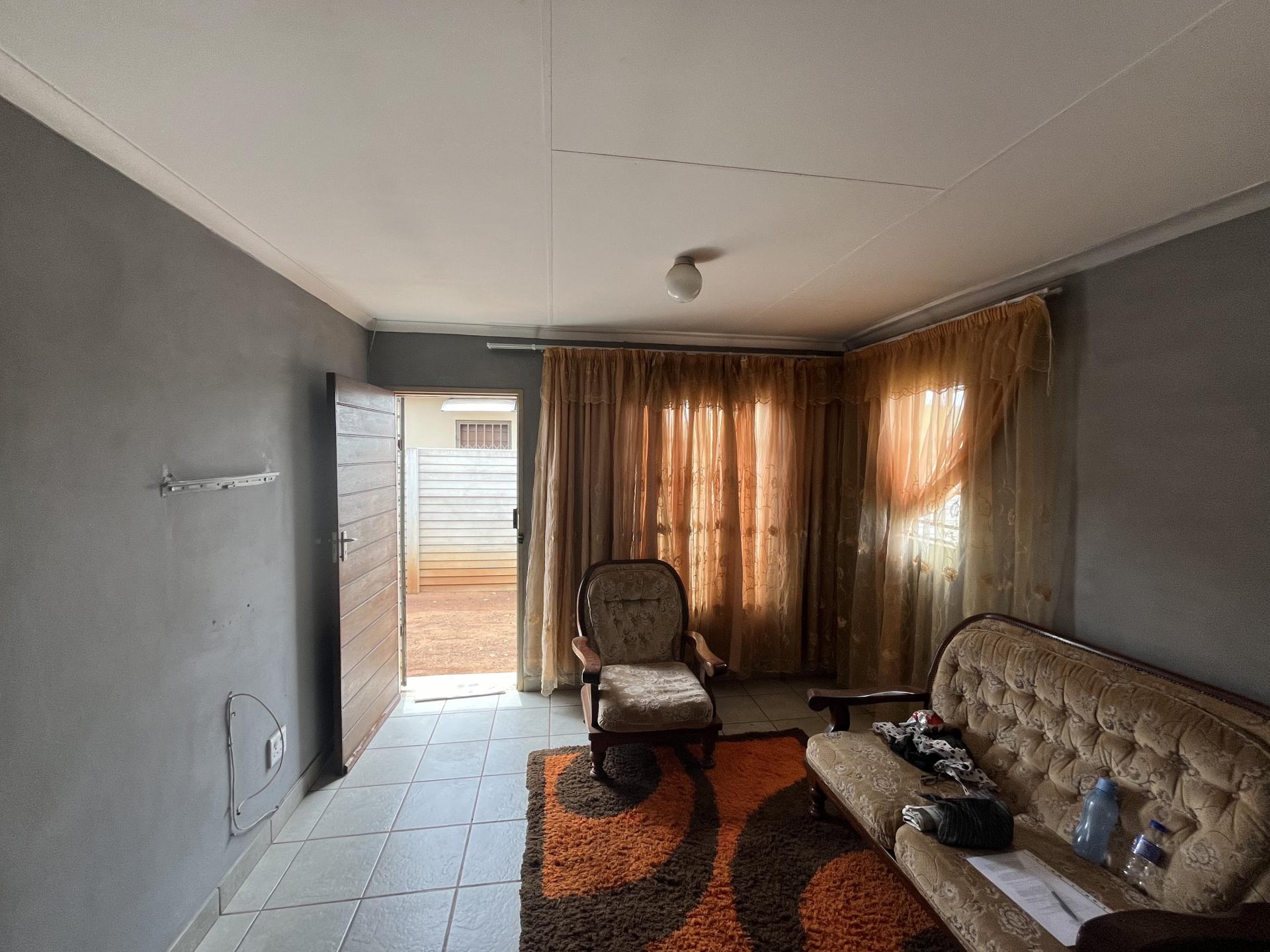 Lounges of property in Sky City