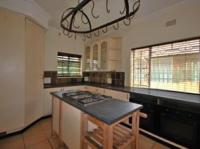  of property in Linmeyer
