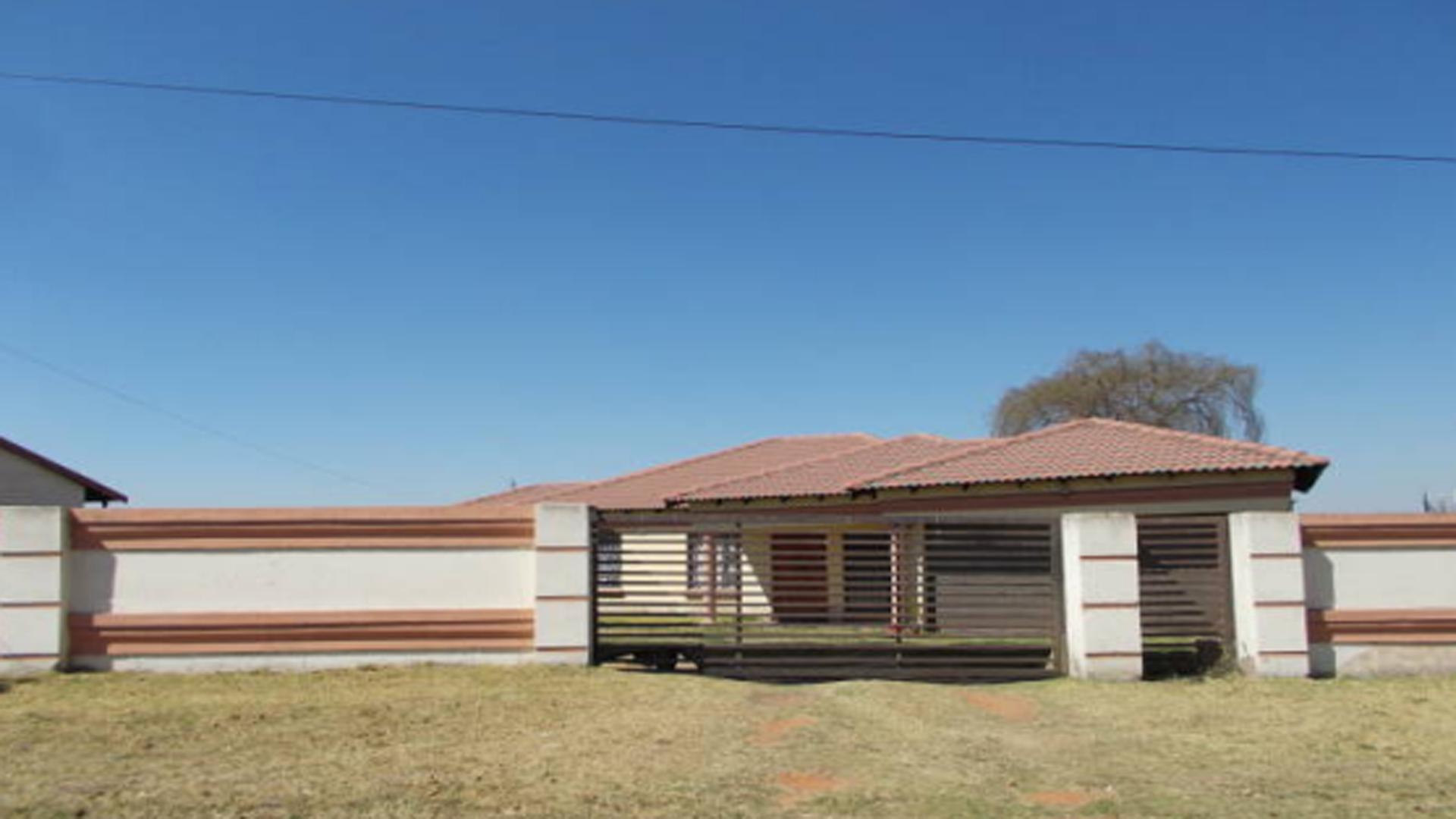 Front View of property in Tasbetpark