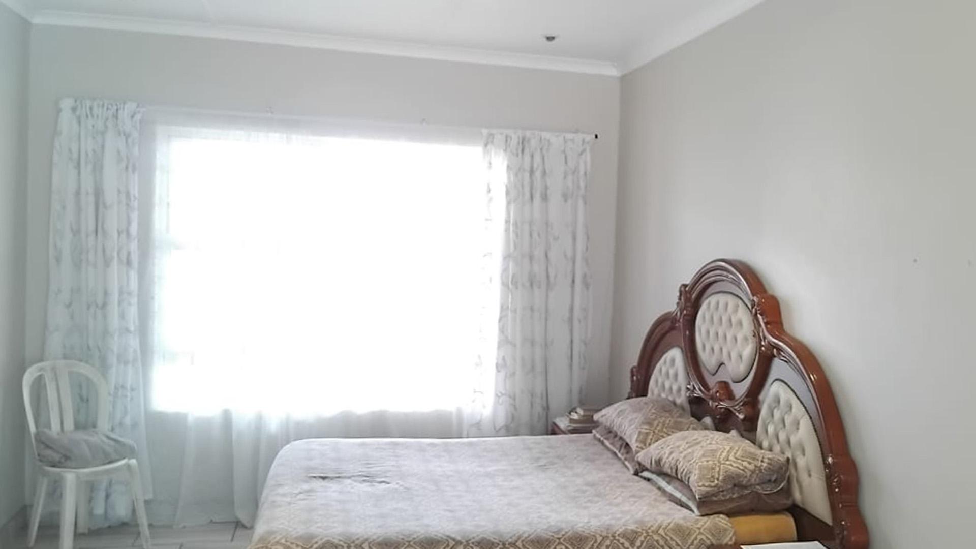 Bed Room 4 of property in East London