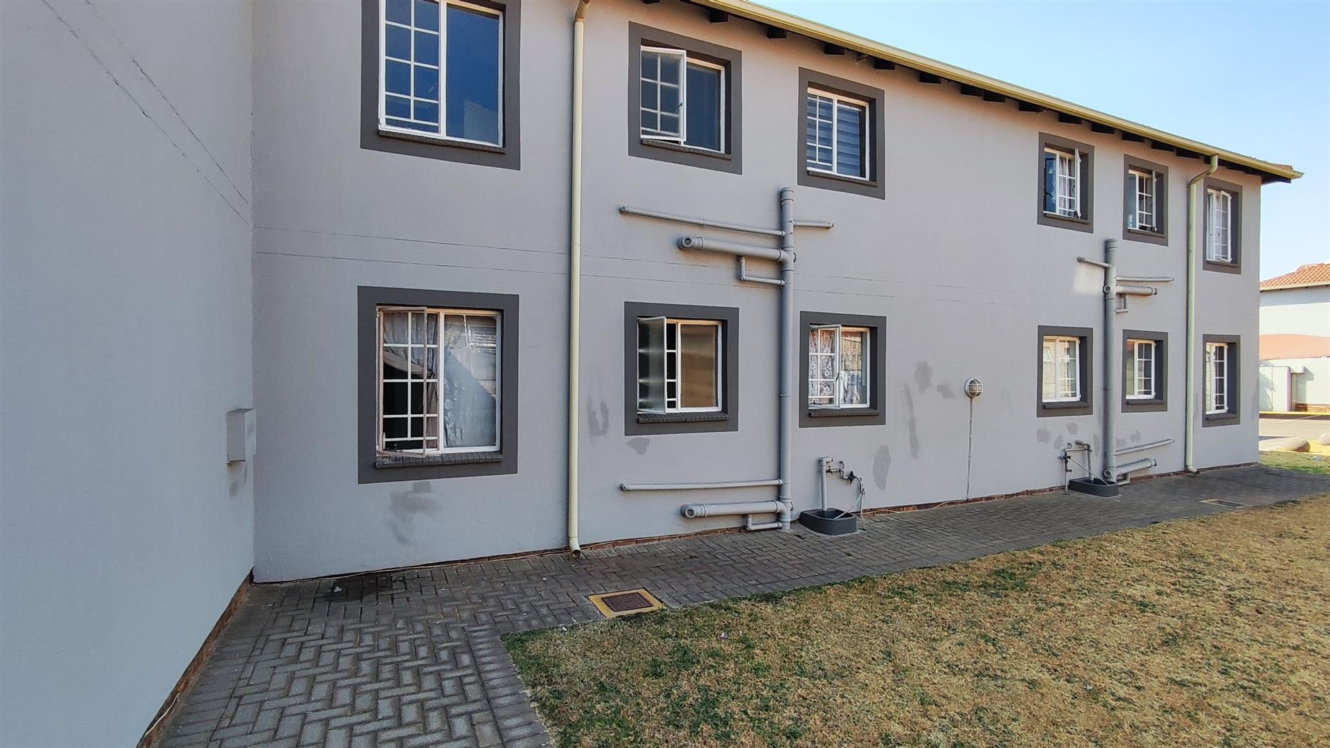 Backyard of property in Glen Marais