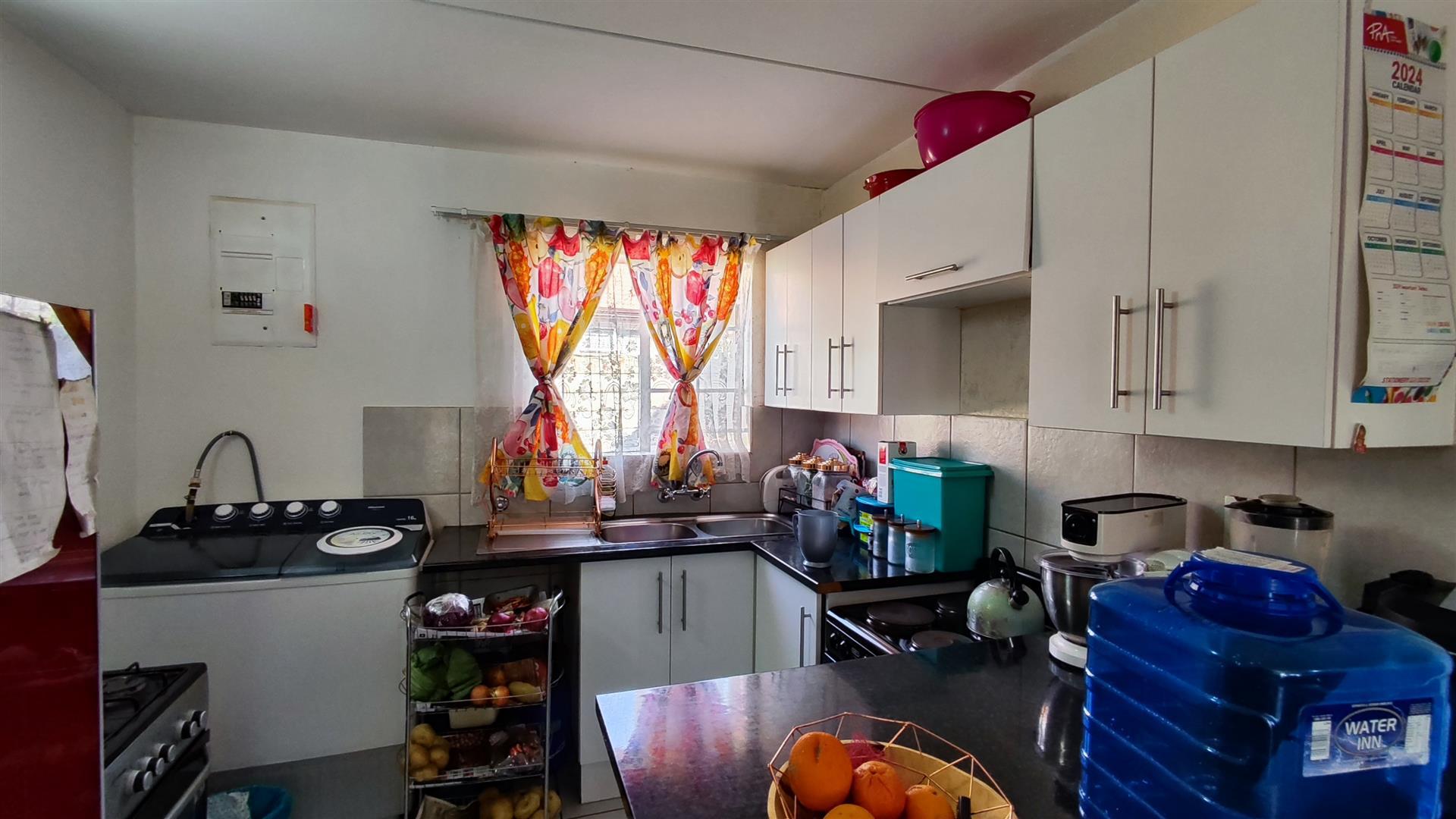 Kitchen - 6 square meters of property in Glen Marais