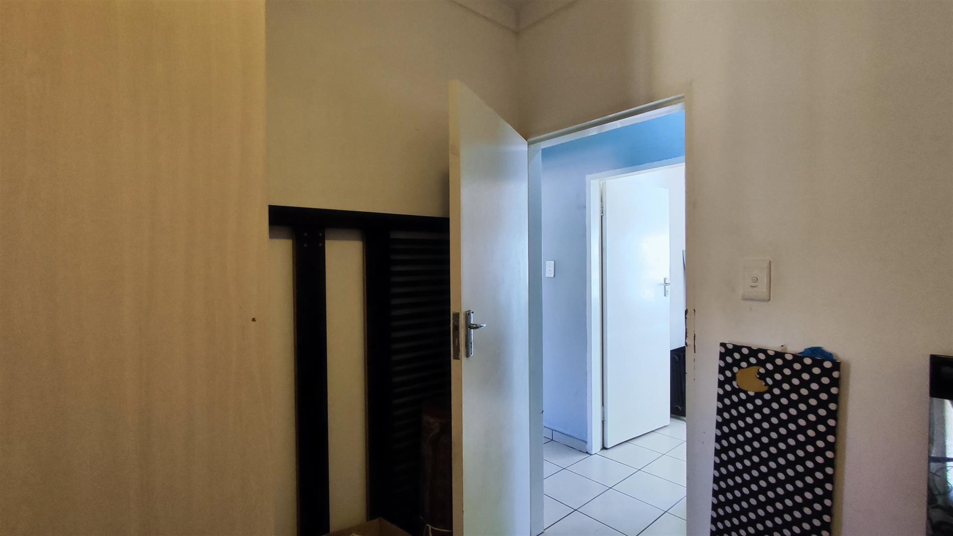 Bed Room 2 - 9 square meters of property in Witfield