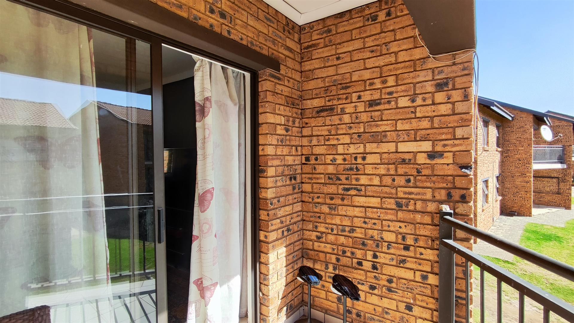 Balcony - 9 square meters of property in Witfield