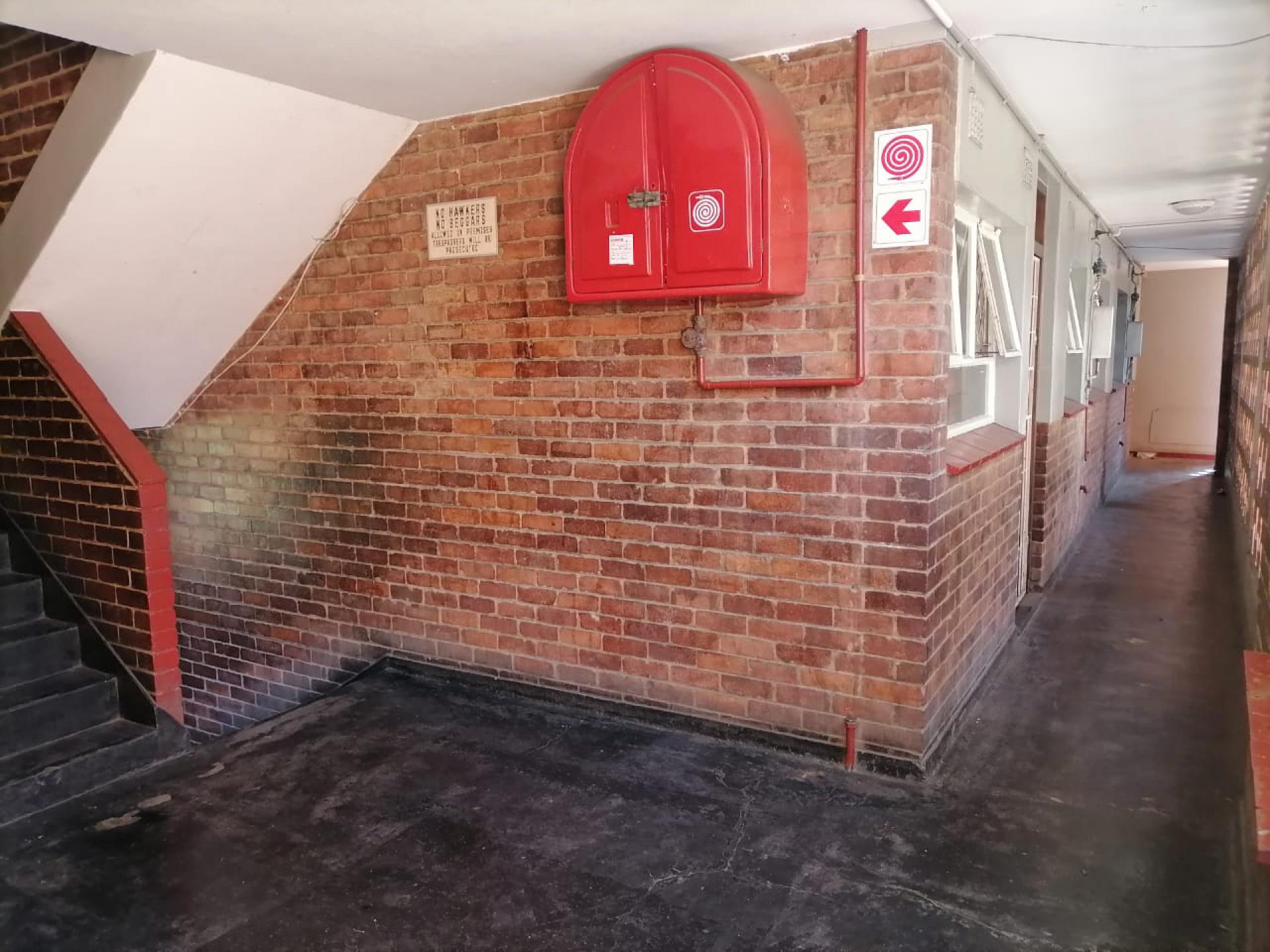  of property in Montclair (Dbn)