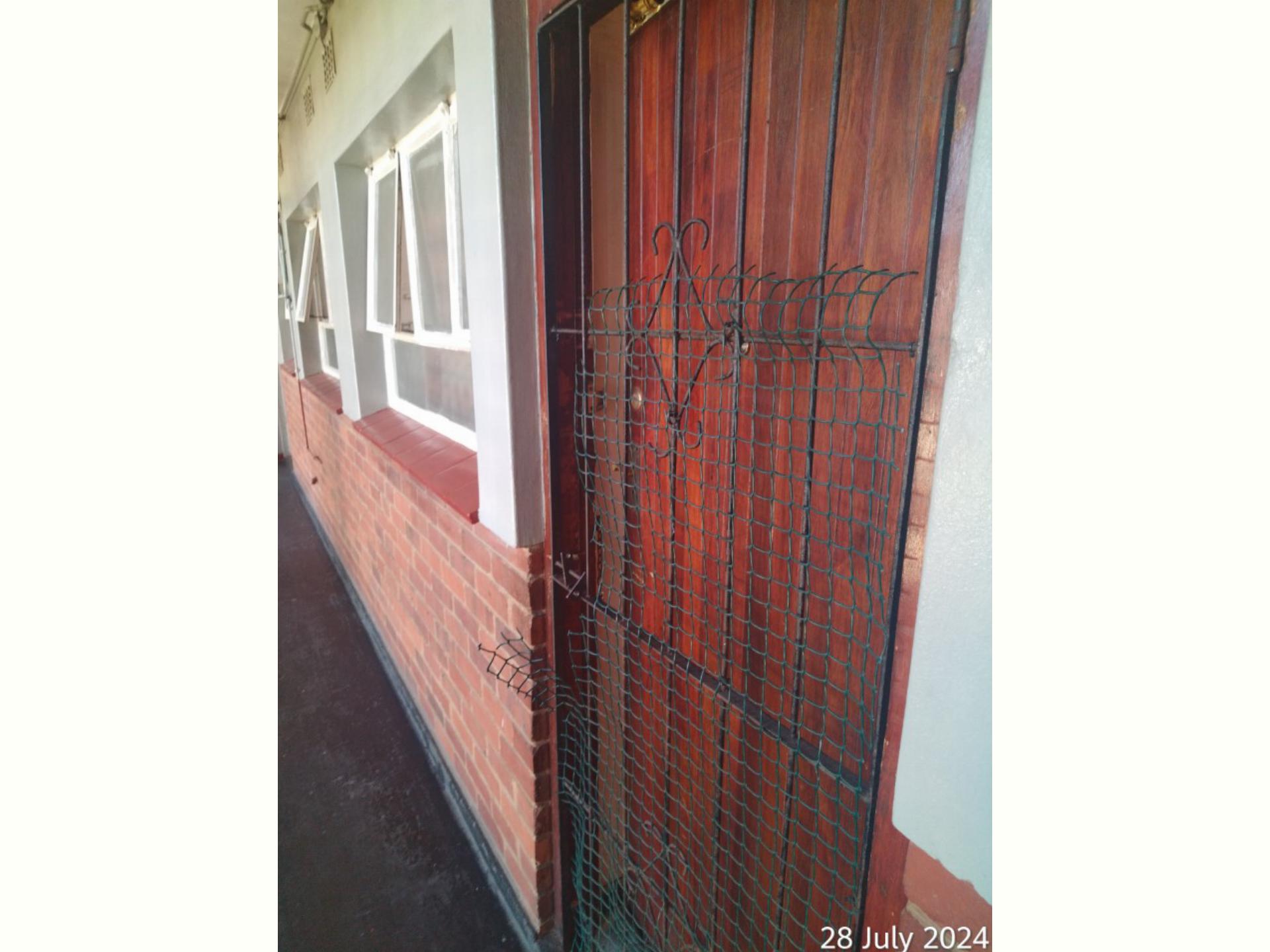  of property in Montclair (Dbn)