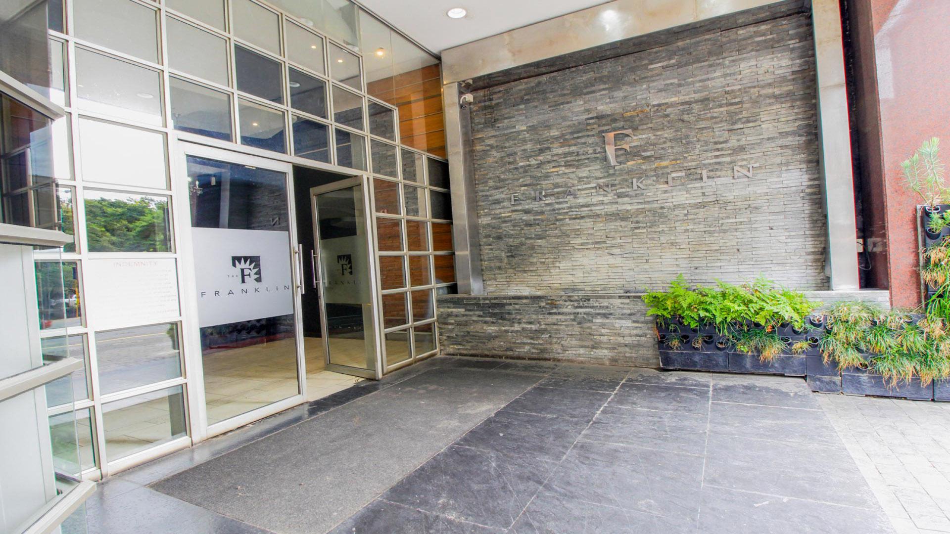 Front View of property in Johannesburg Central