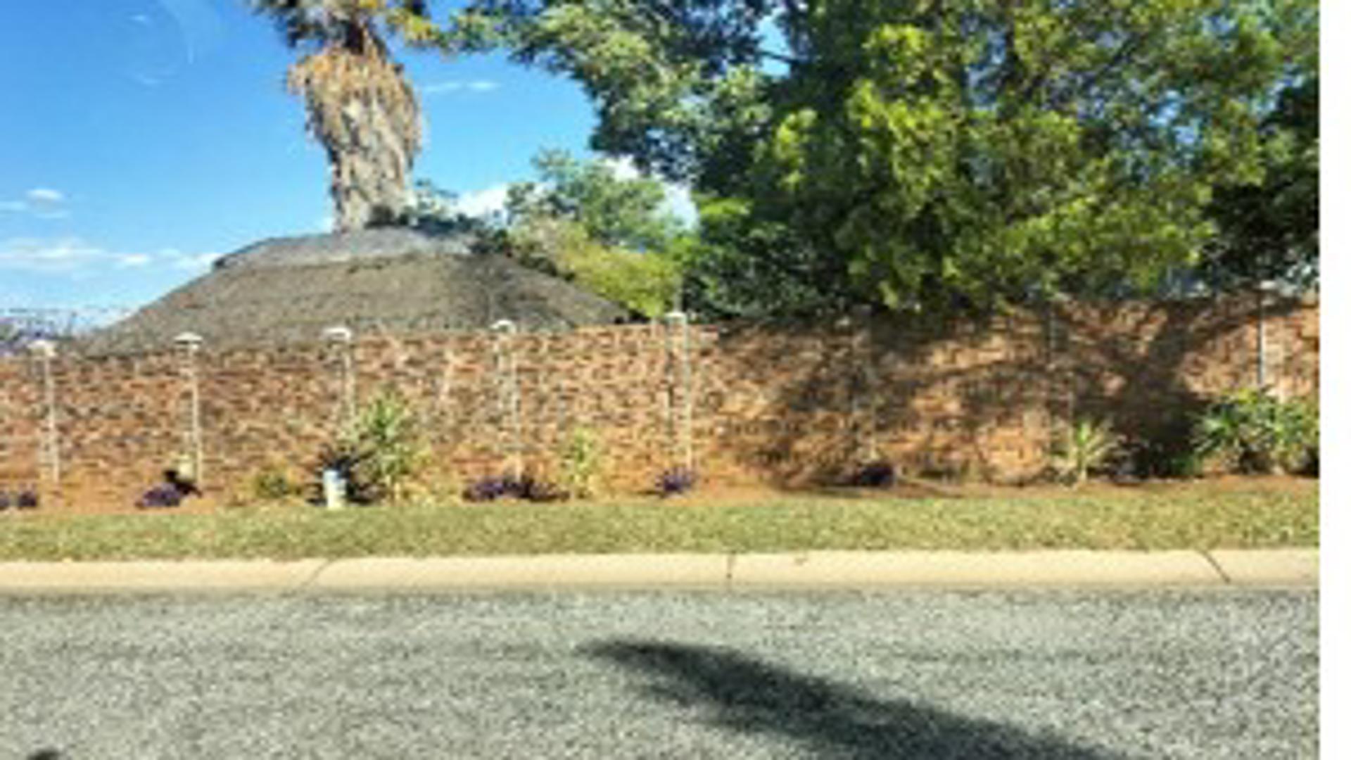 Front View of property in Witpoortjie