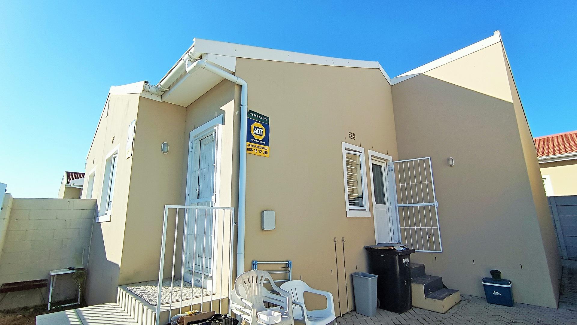 Front View of property in Cape Town Centre