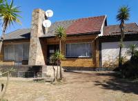Front View of property in Primrose